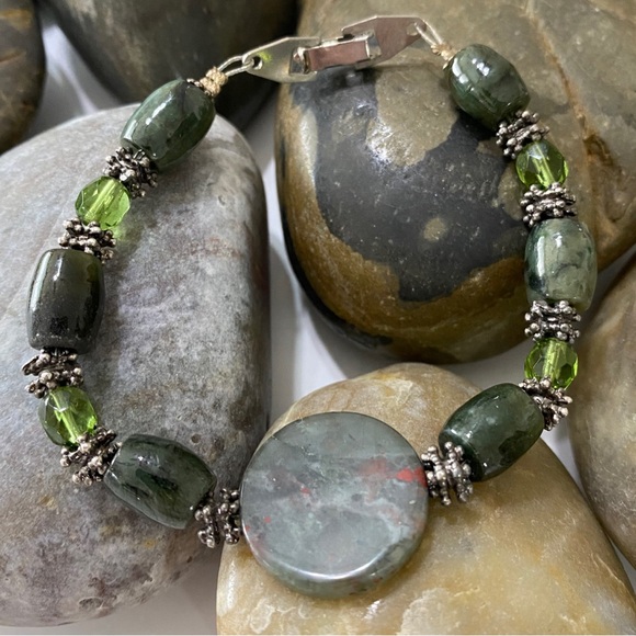 Artisan Green Jasper and Sterling Silver Stone Beaded Bracelet - Picture 1 of 3